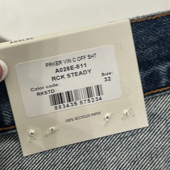 AGOLDE Parker cut off button fly denim distressed shorts size 32. NWT. - Picture 7 of 9